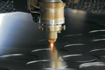 Máy cắt CNC là gì? Nguyên lý hoạt động của máy cắt CNC