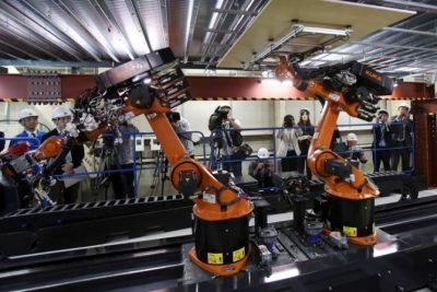 Nhật Bản sử dụng hình đại diện kỹ thuật số, robot và AI để giải quyết khủng hoảng lao động